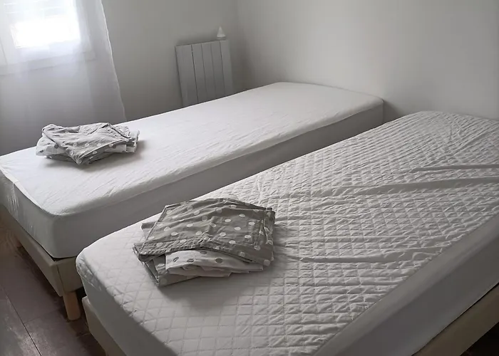 La Caillotine Holiday home Mainneville